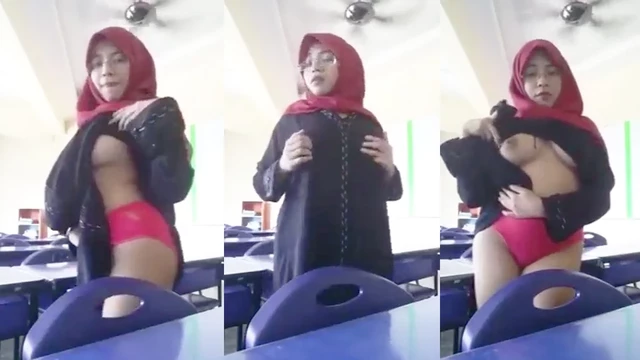 Bokep Guru Hijab Sange Telanjang